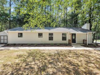 Foreclosed Home - 2 E GLEEWOOD PL, 27713