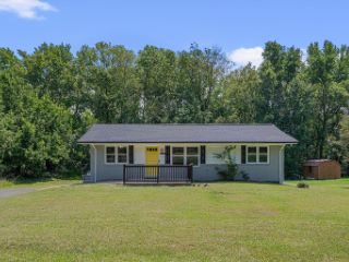 Foreclosed Home - 1620 RIDDLE RD, 27713