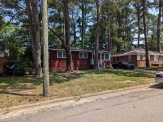 Foreclosed Home - 209 PRIVETTES HEDGE RD, 27801