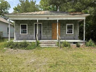 Foreclosed Home - 516 HENRY ST, 27803