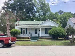 Foreclosed Home - 223 E RIDGE ST, 27804
