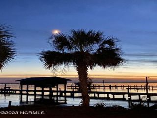 Foreclosed Home - 1035 OLD PAMLICO BEACH RD W, 27810