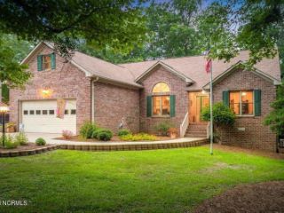 Foreclosed Home - 918 POTOMAC DR, 27817