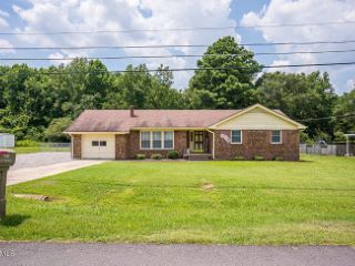 Foreclosed Home - 4631 WINDSOR RD, 27822