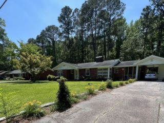 Foreclosed Home - 409 HOLLIDAY DR, 27823