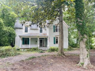 Foreclosed Home - 312 S DENNIS ST, 27823