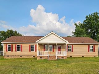 Foreclosed Home - 964 OLD EMPORIA RD, 27832