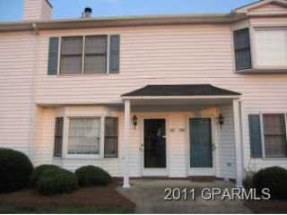 Foreclosed Home - 1105 GROVEMONT DR APT C9, 27834