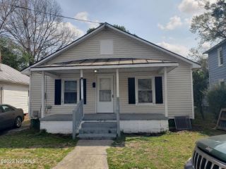 Foreclosed Home - 515 VANCE ST, 27834