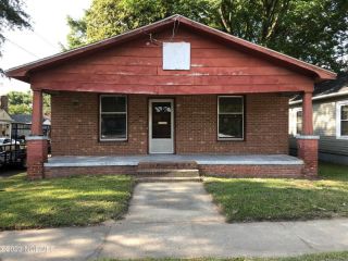 Foreclosed Home - 1310 W 3RD ST, 27834