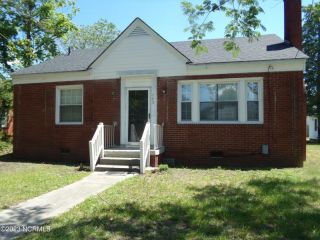Foreclosed Home - 603 BANCROFT AVE, 27834