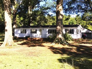 Foreclosed Home - 301 NC 903 N HWY, 27834