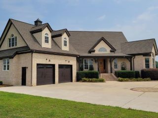 Foreclosed Home - 2019 STALLINGS RD, 27852