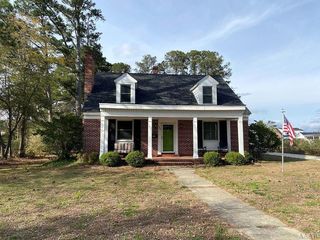 Foreclosed Home - 403 E HIGH ST, 27855