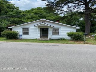 Foreclosed Home - 914 S BROOKLYN BLVD, 27856