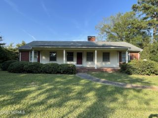 Foreclosed Home - 313 N NC 125, 27857