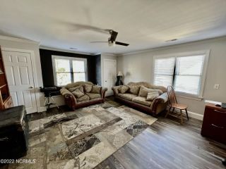 Foreclosed Home - 109 LEANNE DR, 27858