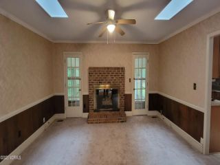 Foreclosed Home - 100 DEERFIELD RD, 27858