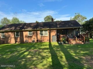 Foreclosed Home - 303 LEE ST, 27858