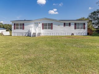 Foreclosed Home - 204 DUCK RIDGE DR, 27863