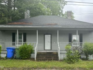 Foreclosed Home - (Range 100 - 199) N 4TH ST, 27864