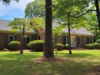 Foreclosed Home - 303 DUNN ST, 27864