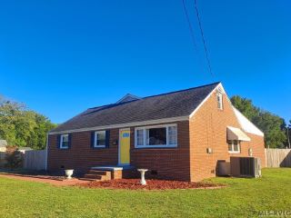 Foreclosed Home - 1309 BOLLING RD, 27870