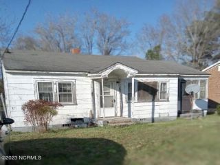 Foreclosed Home - 300 E ACADEMY ST, 27871