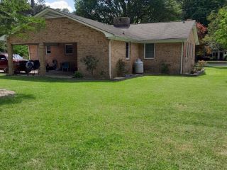 Foreclosed Home - 1909 CLARKSVILLE DR, 27874
