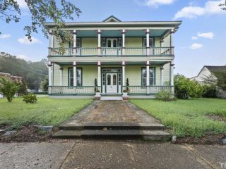 Foreclosed Home - 110 E BRANCH ST, 27882