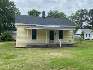 Foreclosed Home - 111 SOREY AVE, 27886