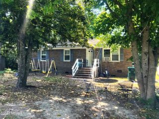 Foreclosed Home - 1109 PENNSYLVANIA AVE, 27889