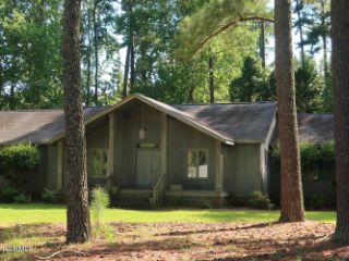 Foreclosed Home - 402 BROAD CREEK DR, 27889