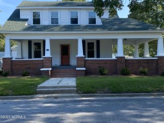 Foreclosed Home - 420 E 9TH ST, 27889