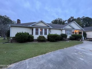 Foreclosed Home - 7745 BROAD CREEK RD, 27889