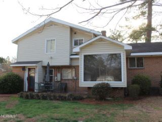 Foreclosed Home - 906 PINECREST ST, 27892