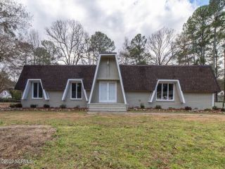 Foreclosed Home - 1109 PEACHTREE RD NW, 27896