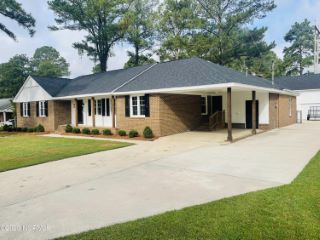 Foreclosed Home - 922 ROLLINGWOOD DR NW, 27896