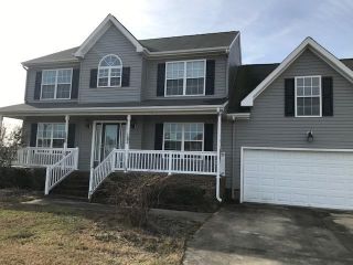 Foreclosed Home - 603 Duchess Ln, 27909