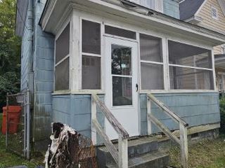 Foreclosed Home - 505 SHEPARD ST, 27909
