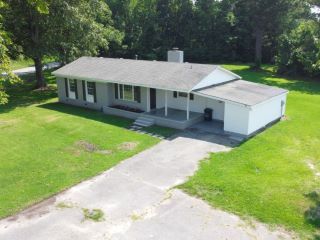 Foreclosed Home - 440 SOUNDSIDE RD, 27932