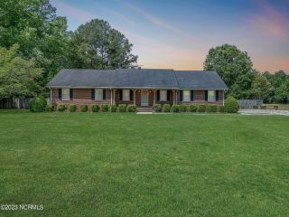 Foreclosed Home - 842 NC HIGHWAY 37 N, 27937