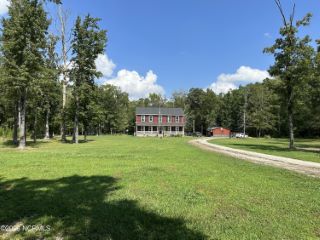 Foreclosed Home - 211 CAMP CALE RD, 27944