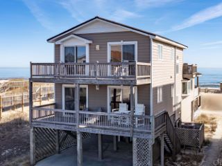 Foreclosed Home - 8435 S OLD OREGON INLET RD, 27959