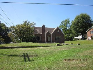 Foreclosed Home - 401 W VIRGINIA AVE, 28016