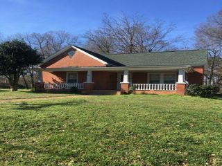 Foreclosed Home - 516 S Main St, 28023