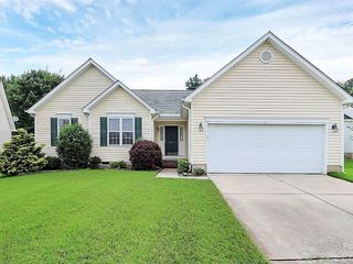 Foreclosed Home - 5739 HERON POINT PL SW, 28025