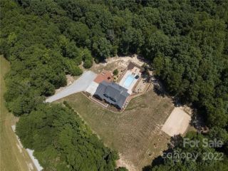 Foreclosed Home - 1365 OLD LINCOLNTON CROUSE RD, 28033