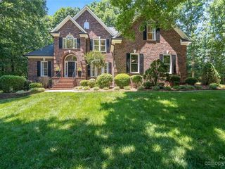 Foreclosed Home - 6361 FOX CHASE DR, 28036