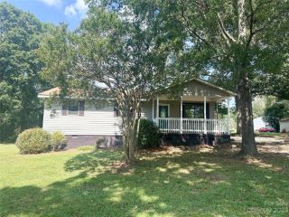 Foreclosed Home - 134 GREYSTONE RD, 28036